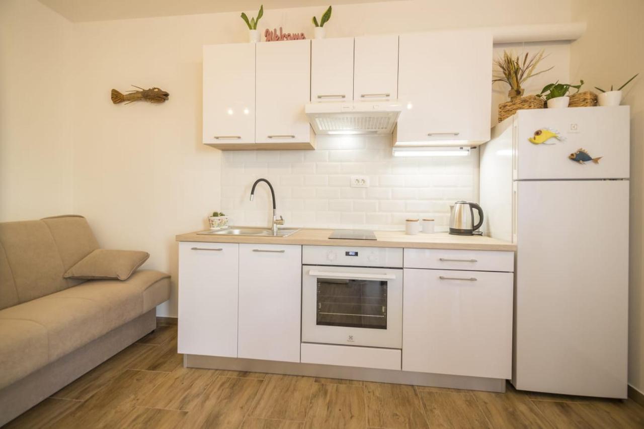 Komiža Little Bee Apartment מראה חיצוני תמונה